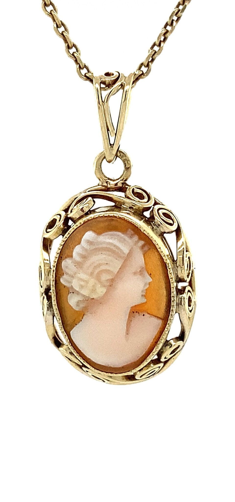 Vintage 14K Gold Pendant with Cameo